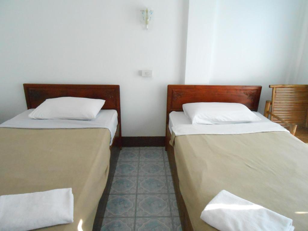 Chanthasom Guesthouse Ban Nongdouang Szoba fotó