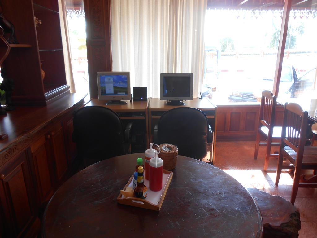 Chanthasom Guesthouse Ban Nongdouang Kültér fotó