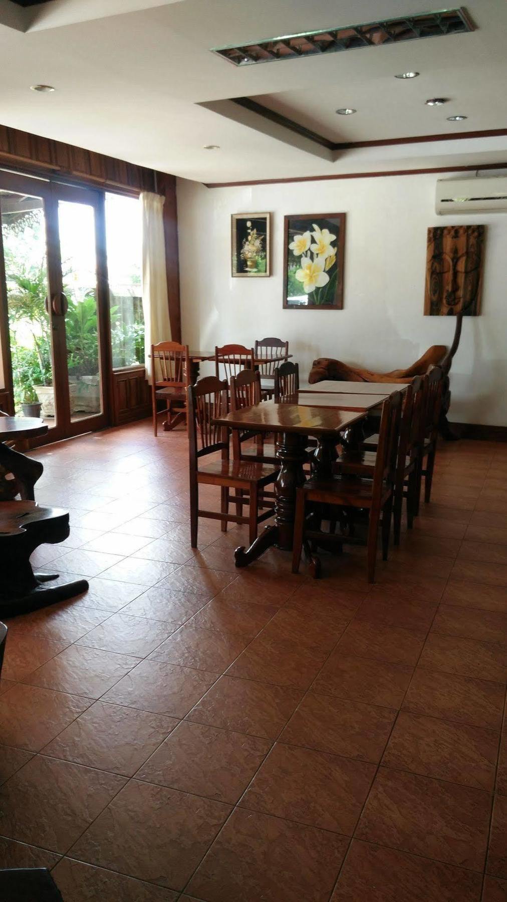 Chanthasom Guesthouse Ban Nongdouang Kültér fotó